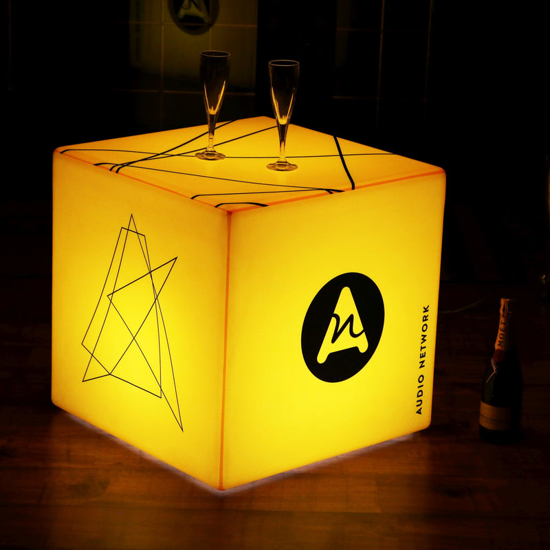 Op maat gemaakte reclameverlichting, Lichtbak kruk stoel, verlichte box RGB met logo