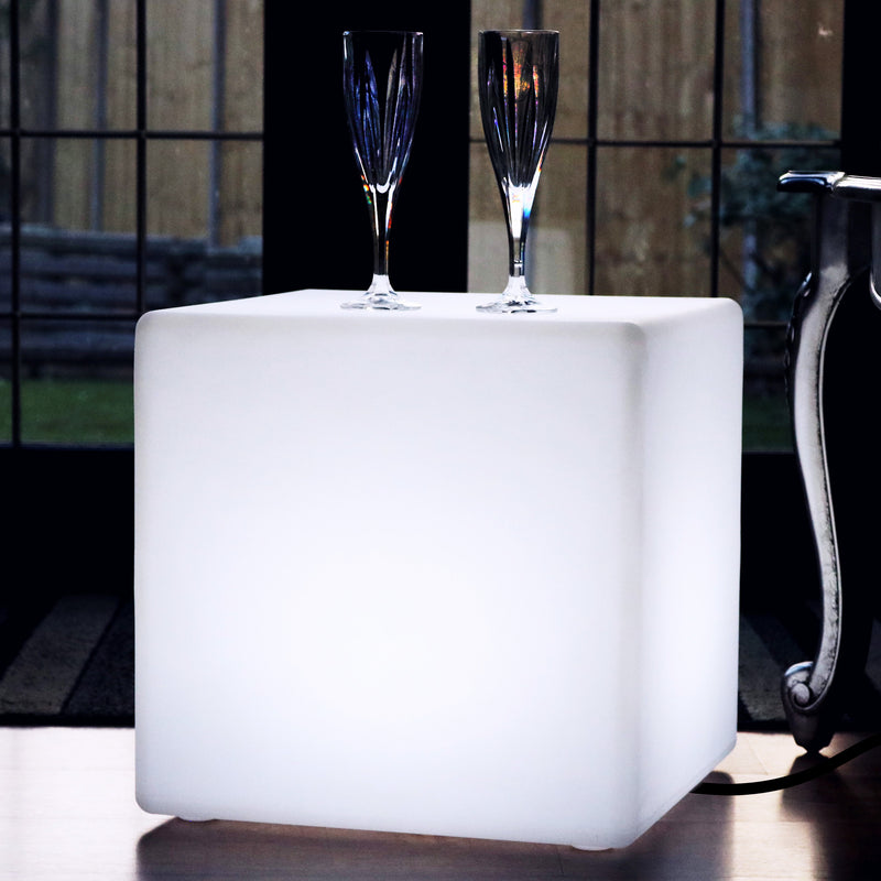 Oplichtende LED Kubus 40cm, Staande Lamp, Uitgevoerd Met E27 Lamp Wit
