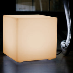 Moderne Tafellamp Voor De Slaapkamer, 30cm kubus, LED E27 Warm Wit