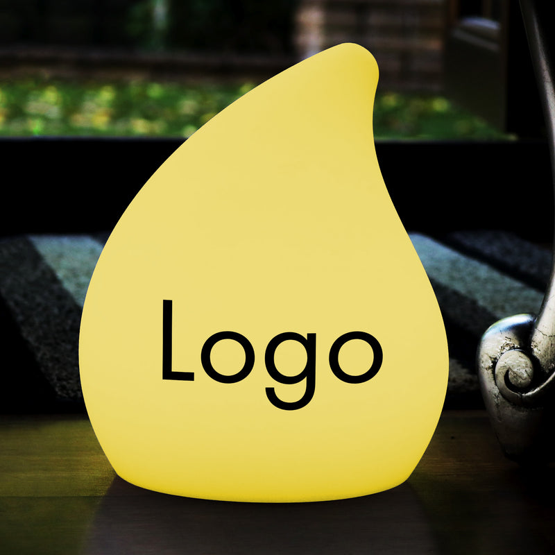 Op maat gemaakte merknaam met logo, op maat gemaakte lichtbak voor zakelijk diner, conferentie, merklancering, naamsbekendheid, promotiebeurs