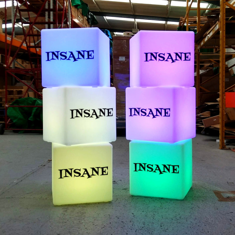 Gepersonaliseerde LED kruk, 60cm kubus lichtbak met logo, oplaadbare lamp, verlichting